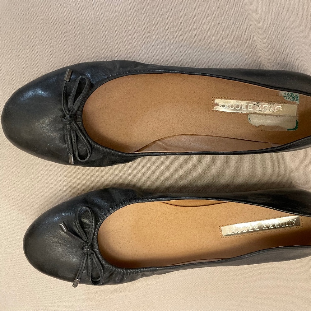 Black Dress Shoes with Bow Audrey Brooke Women's Size 10 - Picture 6 of 11